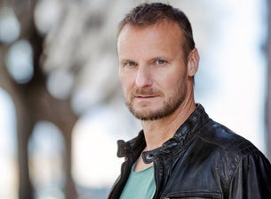 Boka Stefan Andersson på Carlstens Fästning sommaren 2023