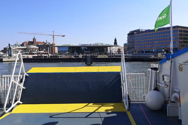 Get around by ferry and boat in Gothenburg