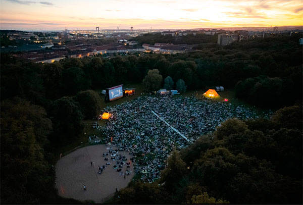 Utomhusbio i Azaleadalen i Slottskogen, Göteborg